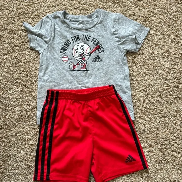 3T Adidas Baseball T shirt - Picture 1 of 4